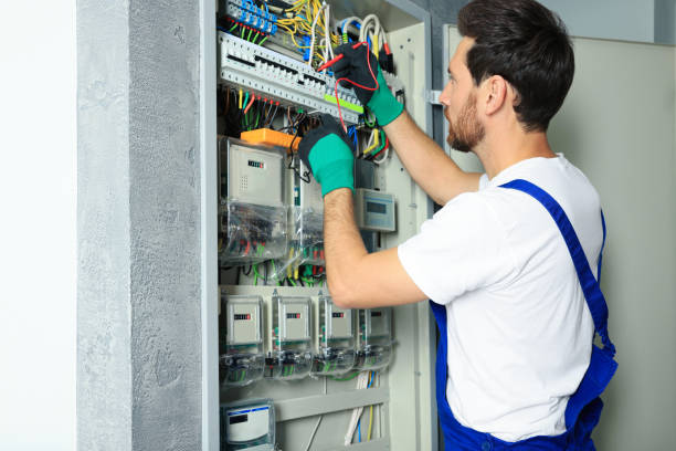 Best Emergency Electrical Repair  in Bellmore, NY